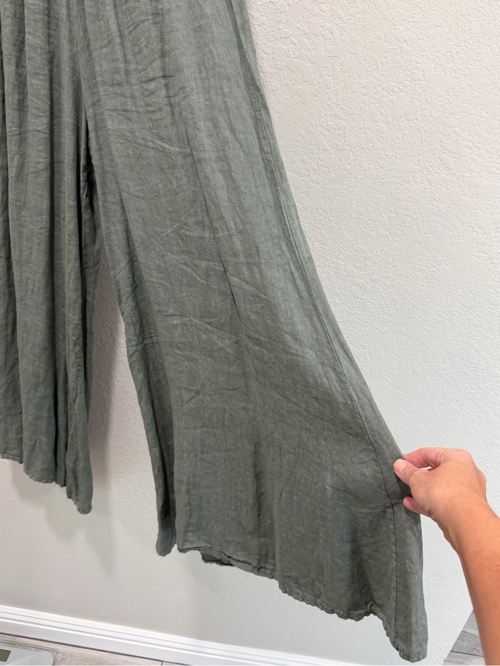Made In Italy Pure Linen Palazzo Pants In Sage Green - Picture 11 of 15